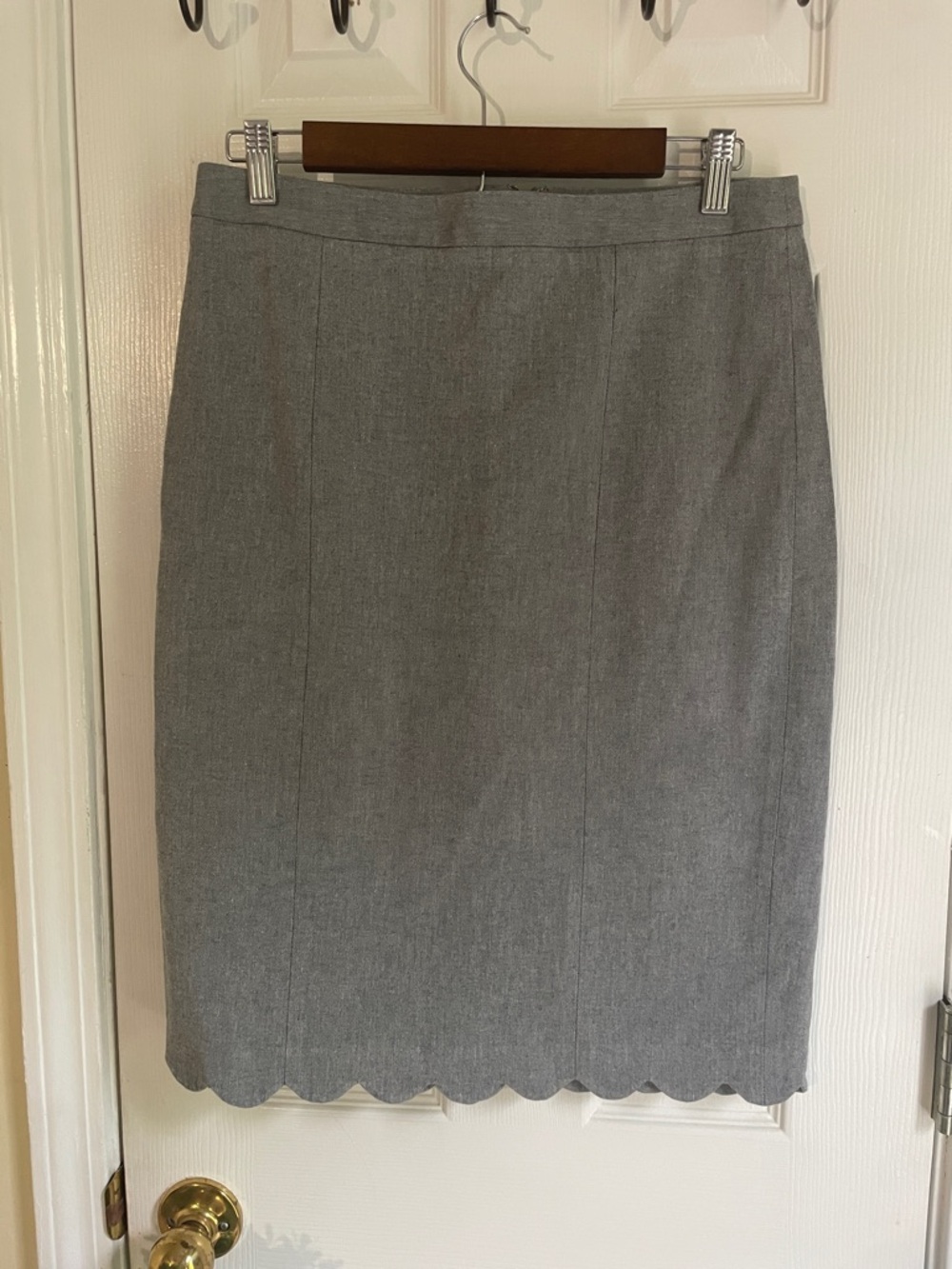 Banana Republic Gray Scallop Minimalist Preppy Hem Pencil Skirt